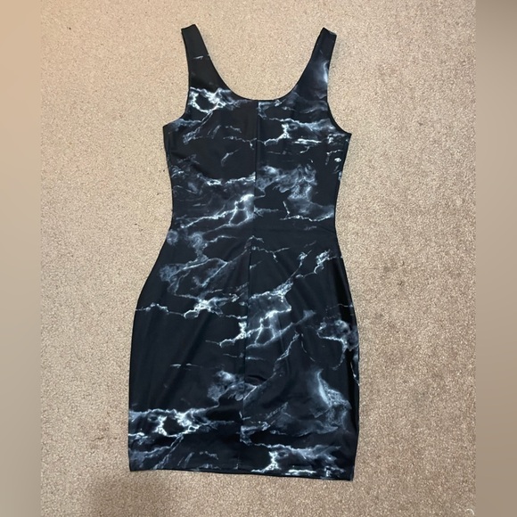Express body contour Marble Print Scoop Neck Mini Sheath Dress Size Small - Picture 8 of 12